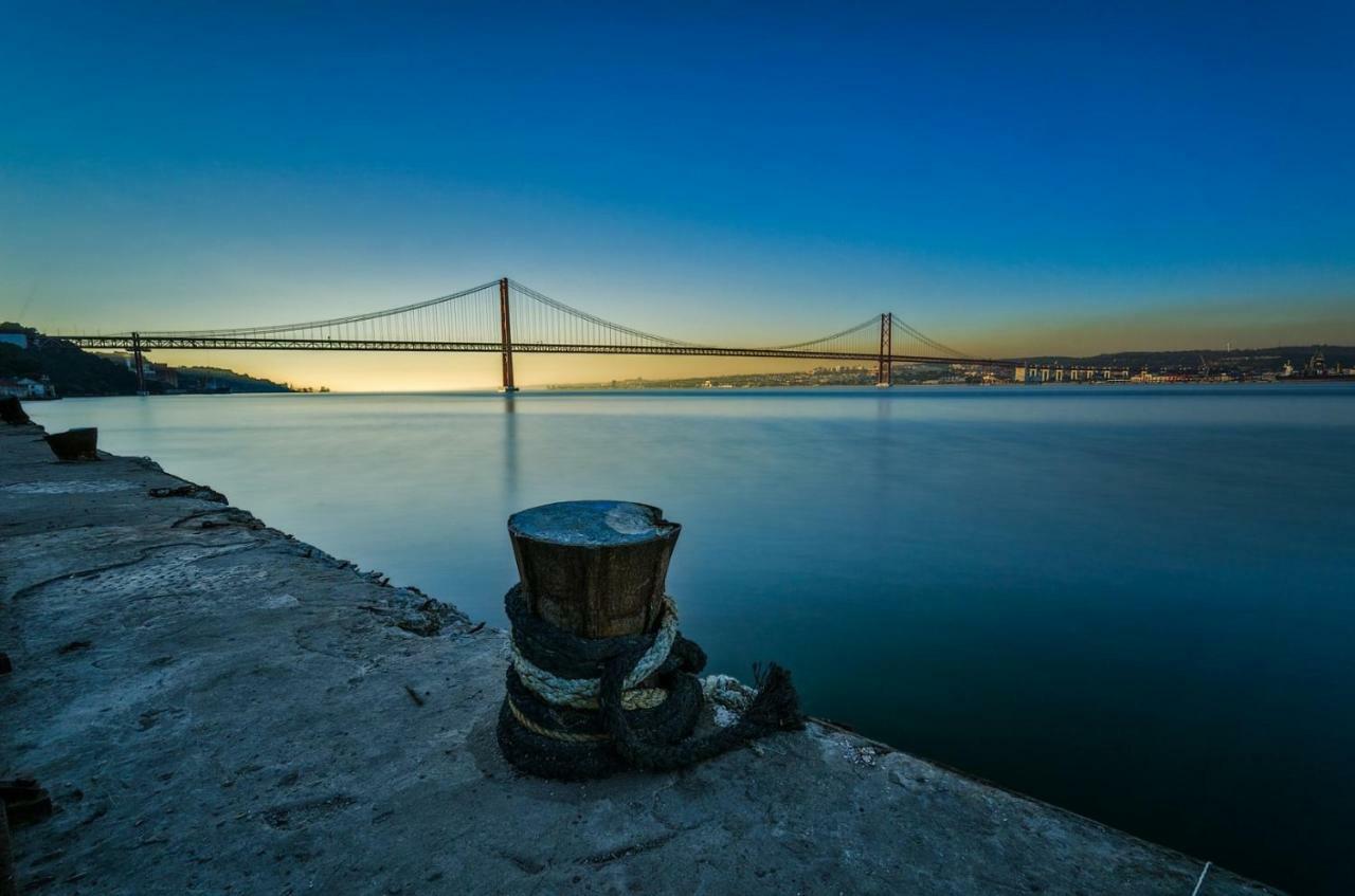 Apartamento Tejo Cacilhas Buitenkant foto