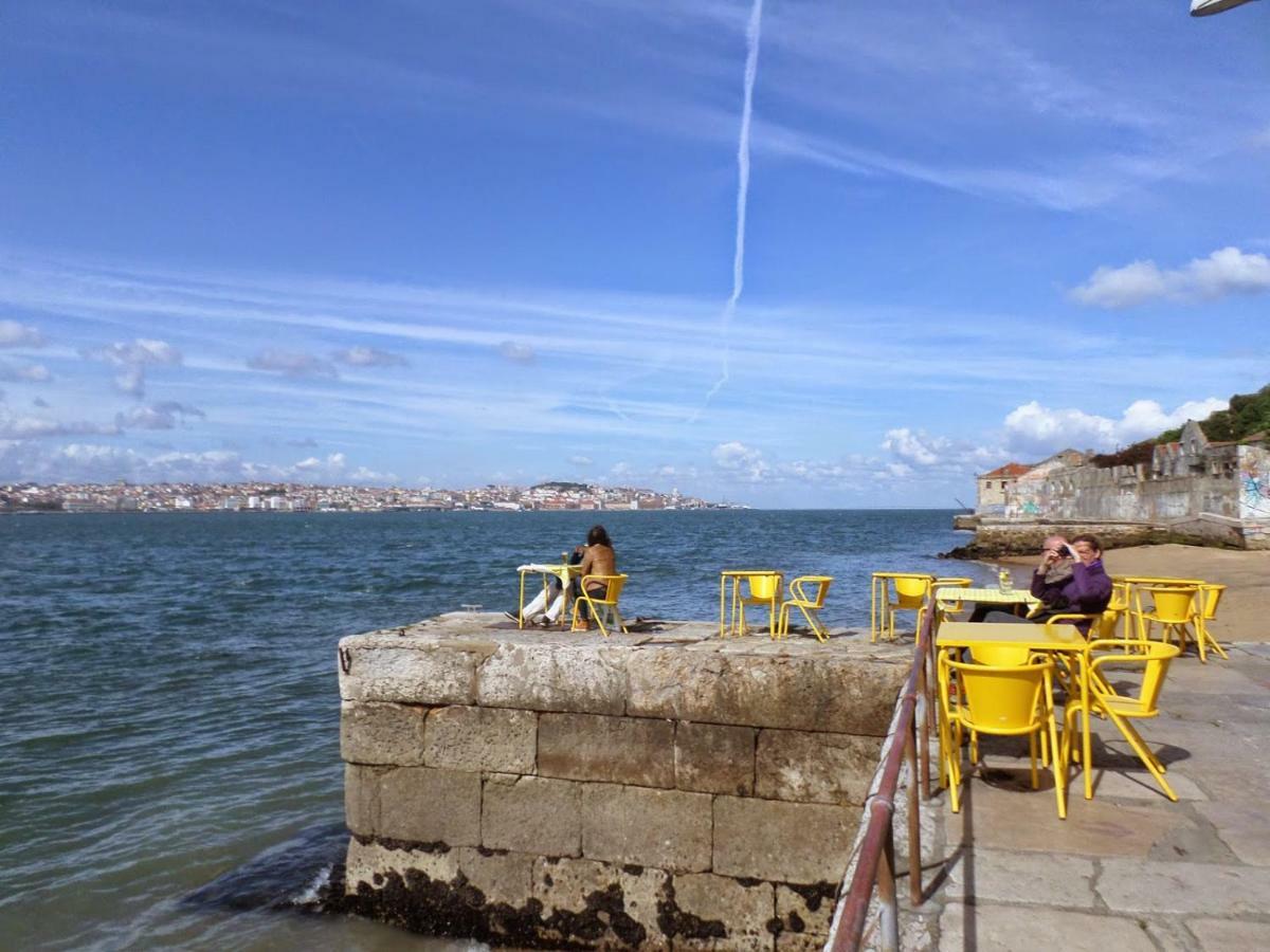 Apartamento Tejo Cacilhas Buitenkant foto