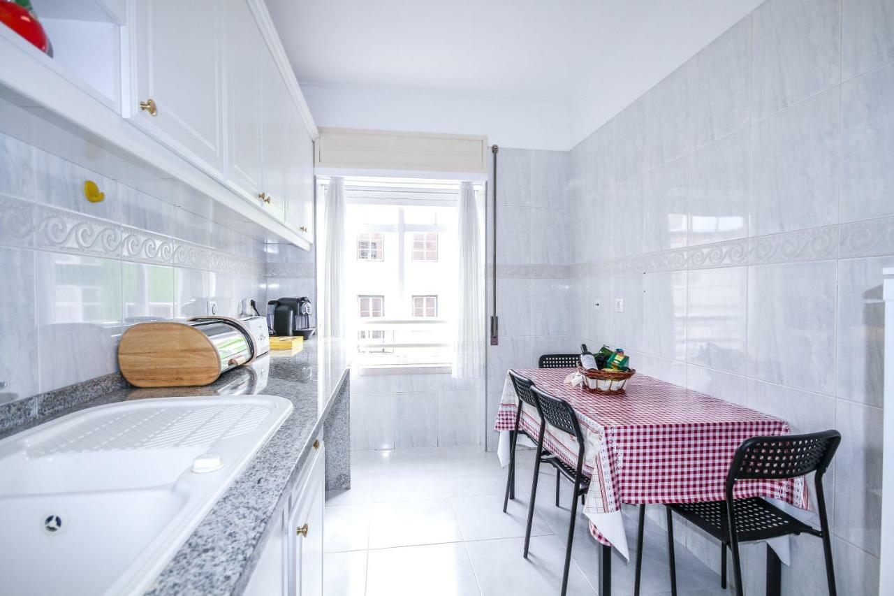 Apartamento Tejo Cacilhas Buitenkant foto
