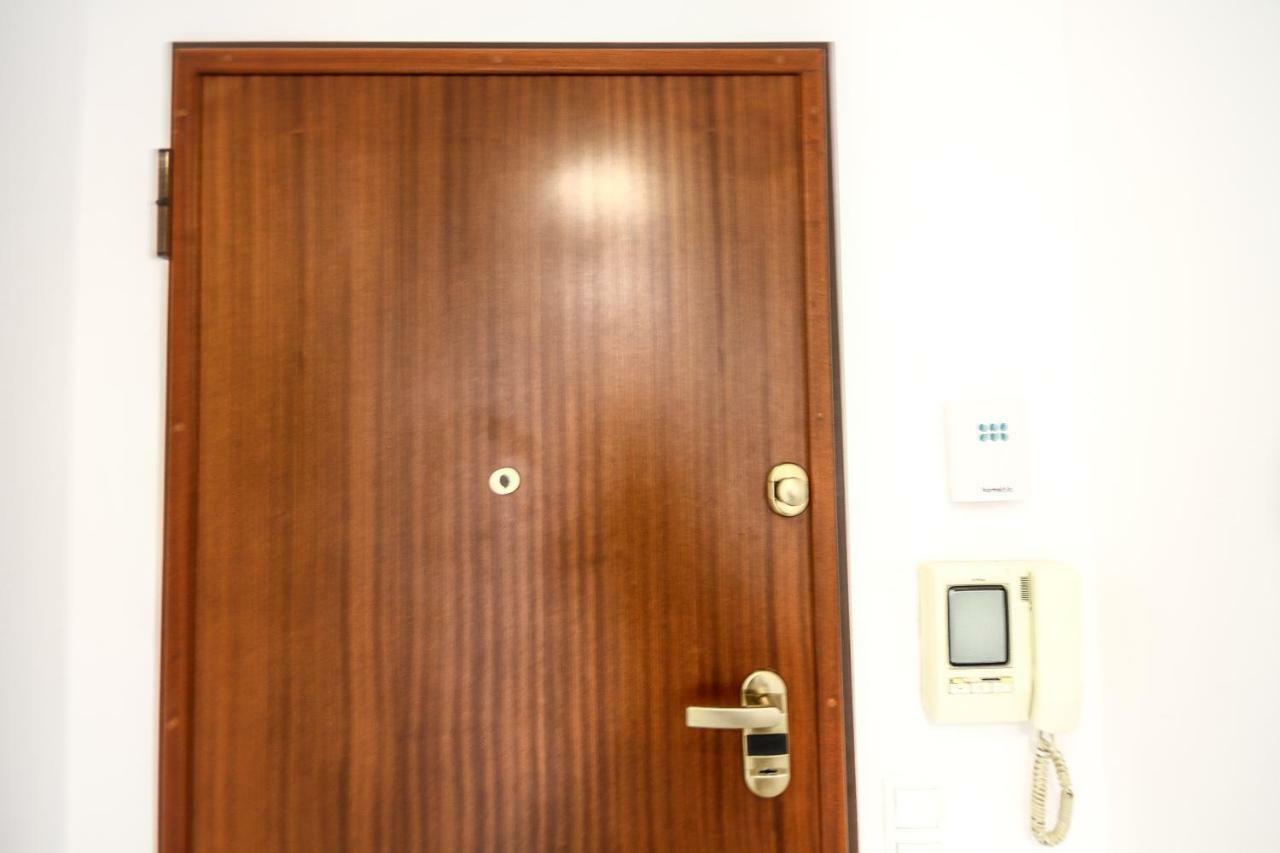 Apartamento Tejo Cacilhas Buitenkant foto